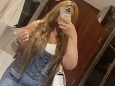 Miral-98 live cam video preview