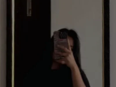 Aayusmatisharma live cam video preview